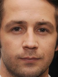  Michael Angarano