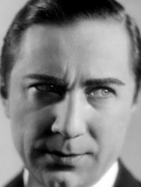  Bela Lugosi