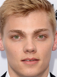  Levi Meaden