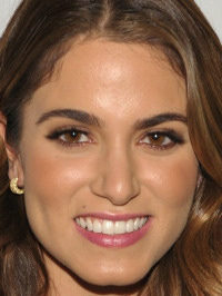  Nikki Reed