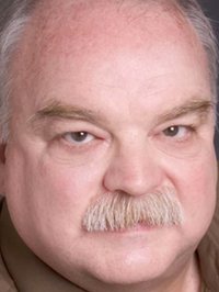  Richard Riehle