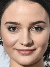  Aisling Franciosi