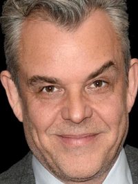  Danny Huston