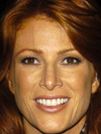  Angie Everhart