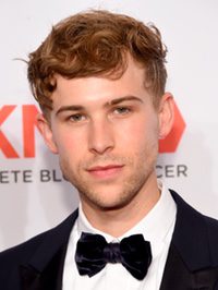  Tommy Dorfman