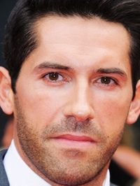  Scott Adkins