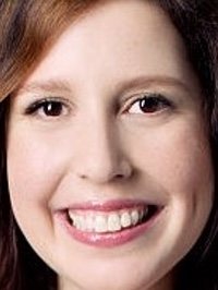  Vanessa Bayer