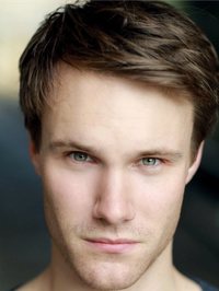  Hugh Skinner