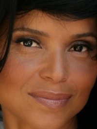  Victoria Rowell