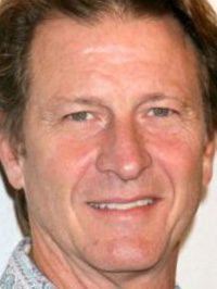  Brett Cullen