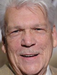  Tom Atkins