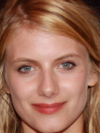  Mélanie Laurent