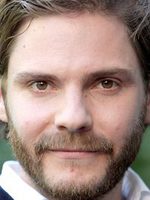 Daniel Brühl