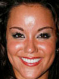  Katy Mixon