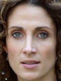  Melina Kanakaredes