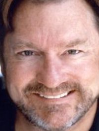  Stephen Root