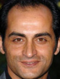  Navid Negahban