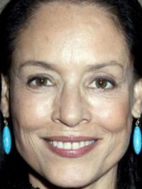  Sonia Braga