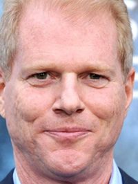  Noah Emmerich