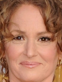  Melissa Leo