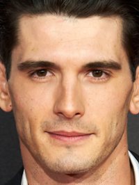  Yon González