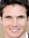 Robbie Amell