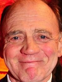  Bruno Ganz