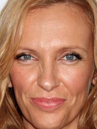  Toni Collette