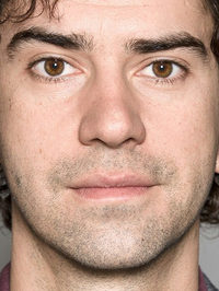  Hamish Linklater