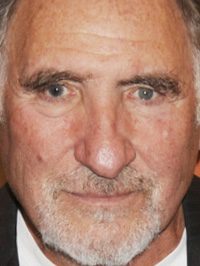  Judd Hirsch