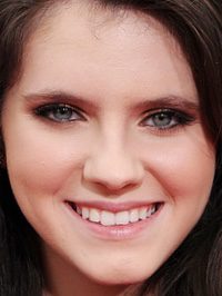  Kara Hayward