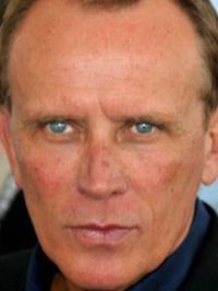  Peter Weller