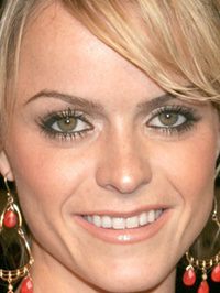  Taryn Manning