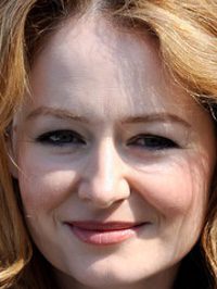  Miranda Otto