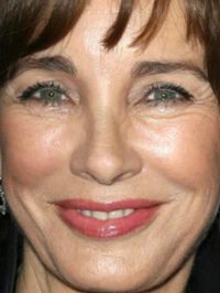  Anne Archer