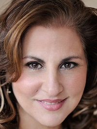  Kathy Najimy