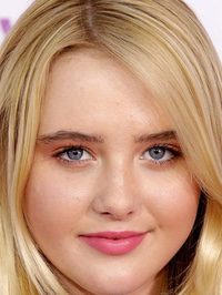  Kathryn Newton