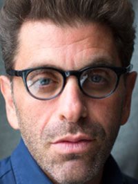  Eugene Jarecki