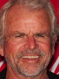  William Devane