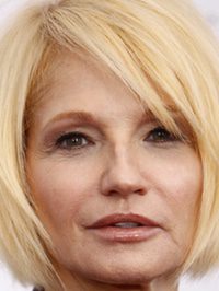  Ellen Barkin