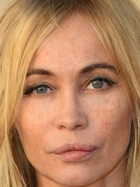  Emmanuelle Béart