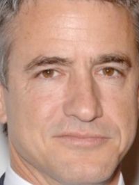  Dermot Mulroney