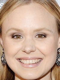  Alison Pill