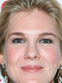  Lily Rabe