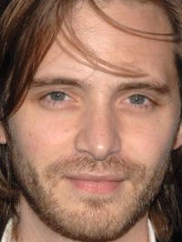  Aaron Stanford