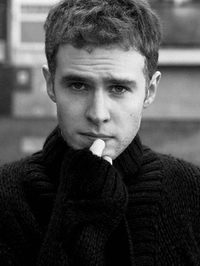  Iain De Caestecker