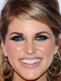  Amy Huberman