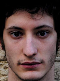  Pierre Niney