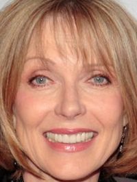  Susan Blakely