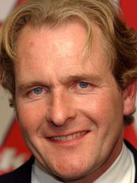  Robert Bathurst